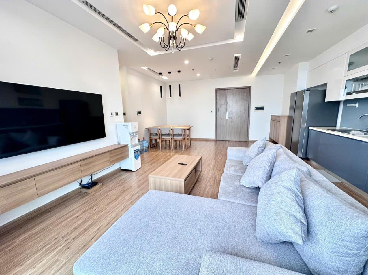 Luxury Apartment In Vinhomes Metropolis Hanoi Exterior photo